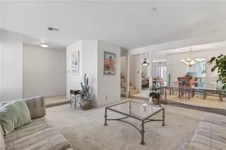 Photo #2: 2764729 Listing