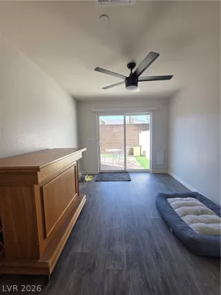 Photo #4: 2764872 Listing