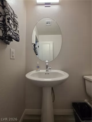 Photo #6: 2764872 Listing