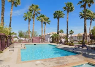 Photo #6: 2764942 Listing 