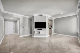 Photo #1: 2764978 Listing