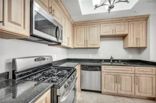 Photo #4: 2764978 Listing