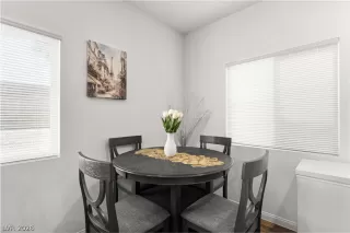 Photo #5: 2765013 Listing 