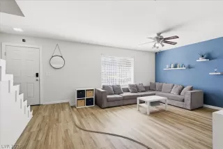 Photo #3: 2765019 Listing 