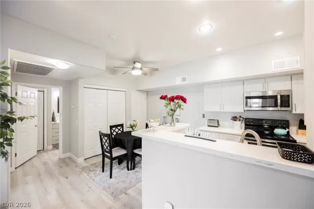 MLS: 2765067 Condo For Sale