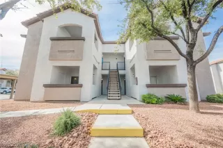 Photo #1: 2765067 Listing 