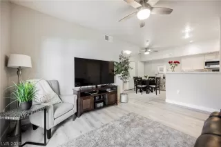 Photo #4: 2765067 Listing 