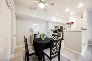 Photo #5: 2765067 Listing 