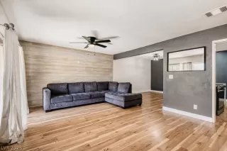 Photo #2: 2765104 Listing 