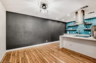 Photo #3: 2765104 Listing 