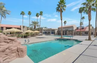 Photo #2: 2765132 Listing