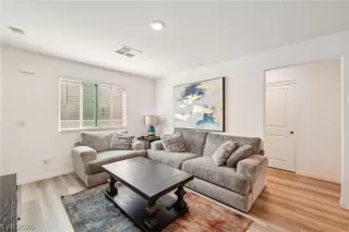 Photo #6: 2765225 Listing