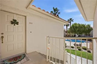 Photo #6: 2765231 Listing 