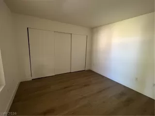 Photo #6: 2765272 Listing