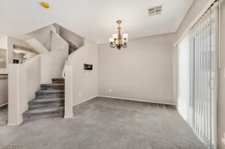 Photo #5: 2765316 Listing 