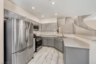 Photo #6: 2765316 Listing 