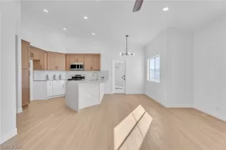 Photo #3: 2765351 Listing 