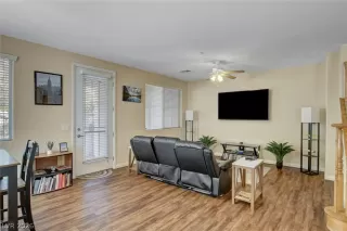 Photo #4: 2765390 Listing 