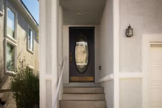 Photo #2: 2765449 Listing