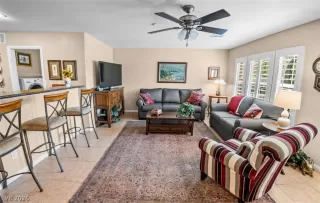 Photo #5: 2765511 Listing