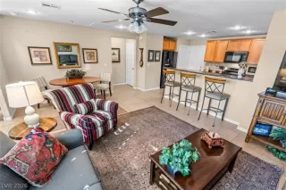 Photo #6: 2765511 Listing