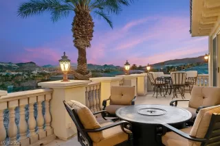 Photo #6: 2765587 Listing