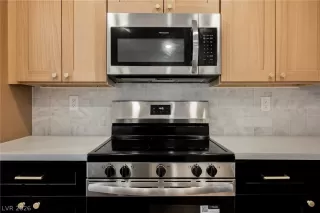 Photo #6: 2765595 Listing 