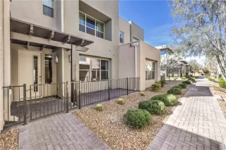 Photo #1: 2765623 Listing 