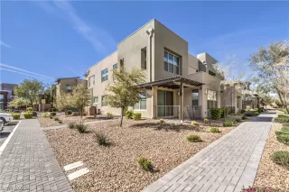 Photo #2: 2765623 Listing 