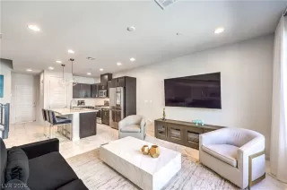 Photo #4: 2765623 Listing 