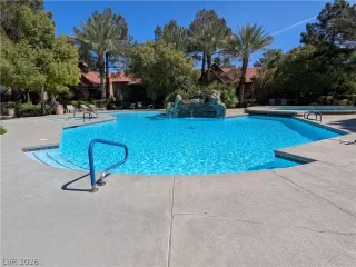 Photo #6: 2765625 Listing 