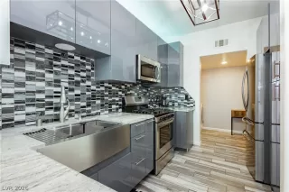 Photo #3: 2765631 Listing 