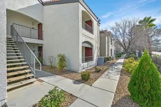 Photo #1: 2765756 Listing 