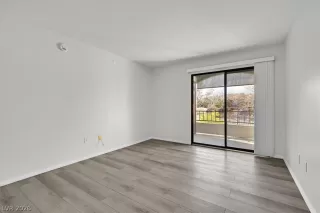 Photo #4: 2765756 Listing 