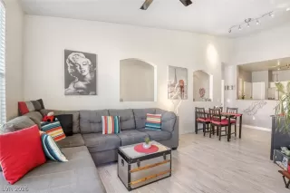 Photo #5: 2765777 Listing 