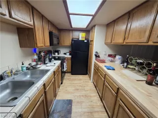 Photo #2: 2765801 Listing