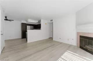 Photo #2: 2765865 Listing 