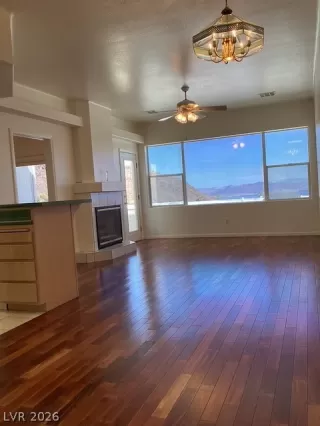 Photo #2: 2765945 Listing 