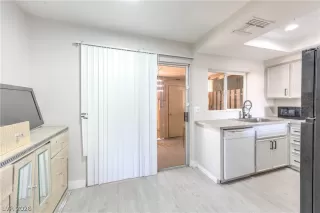 Photo #4: 2765953 Listing 