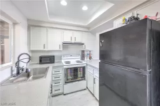 Photo #5: 2765953 Listing 