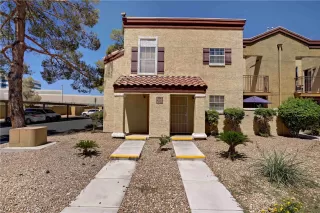 Photo #2: 2765995 Listing