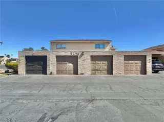 Photo #1: 2766070 Listing 