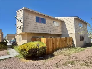 Photo #2: 2766070 Listing 