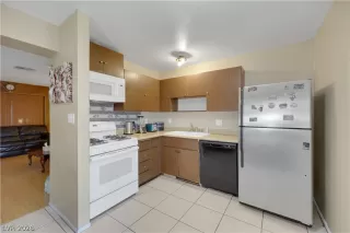 Photo #3: 2766072 Listing 