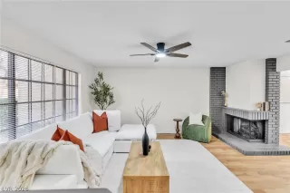 Photo #4: 2766103 Listing 