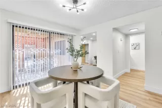 Photo #6: 2766103 Listing 