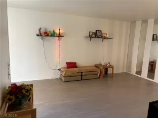 Photo #3: 2766122 Listing 