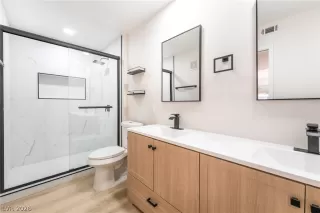 Photo #1: 2766124 Listing