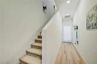 Photo #5: 2766139 Listing 