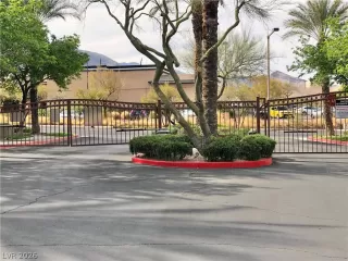 Photo #6: 2766152 Listing 